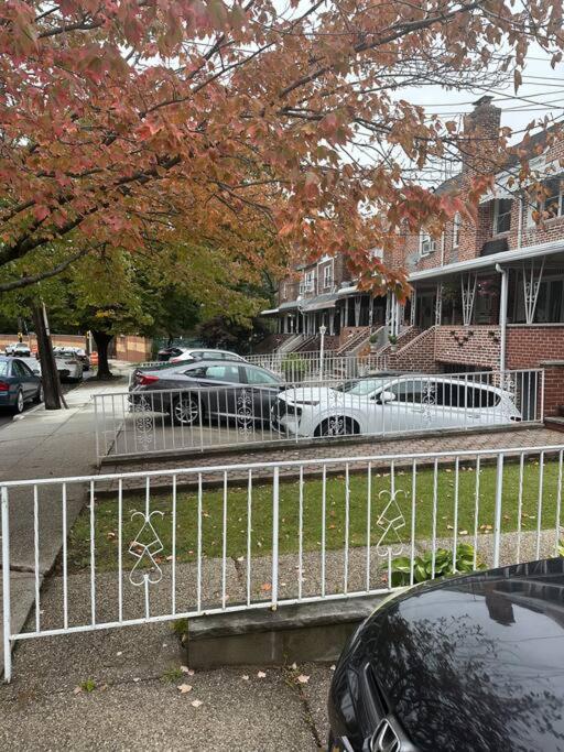 Апартаменти Morris Park Area Нью-Йорк Екстер'єр фото